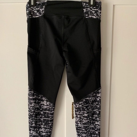 Athletic Leggings - Picture 2 of 2